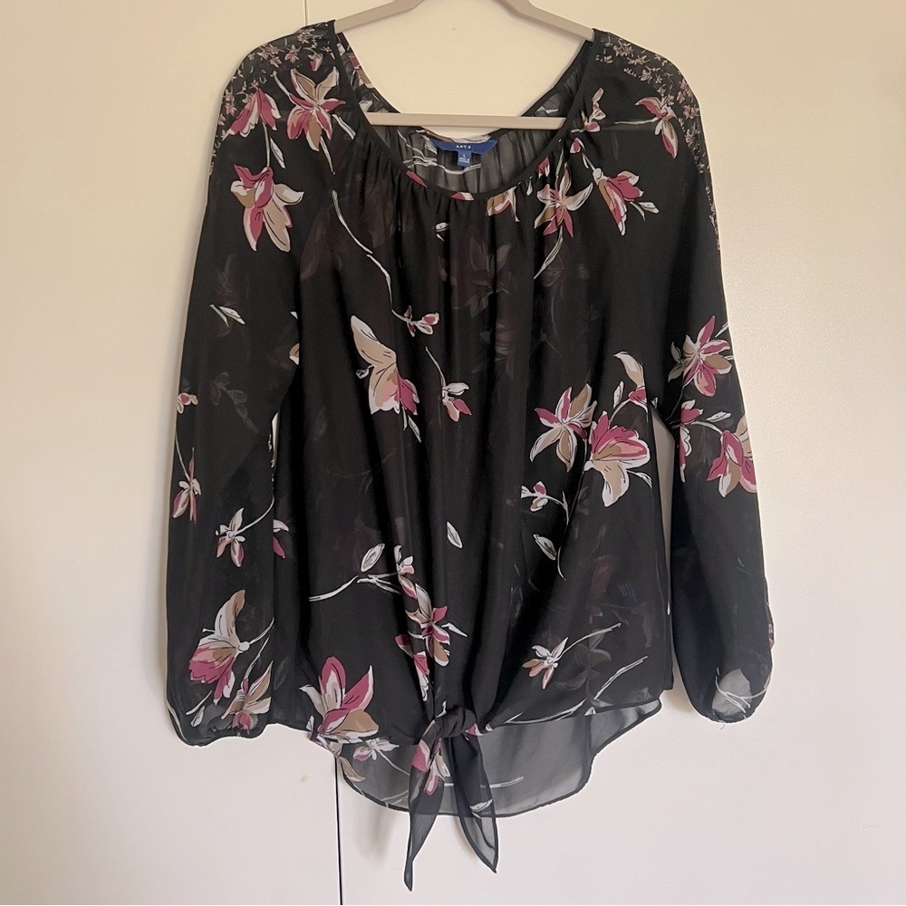 Apt 9 Black Floral Sheer Long Sleeve Blouse with Knot Tie at Bottom size large